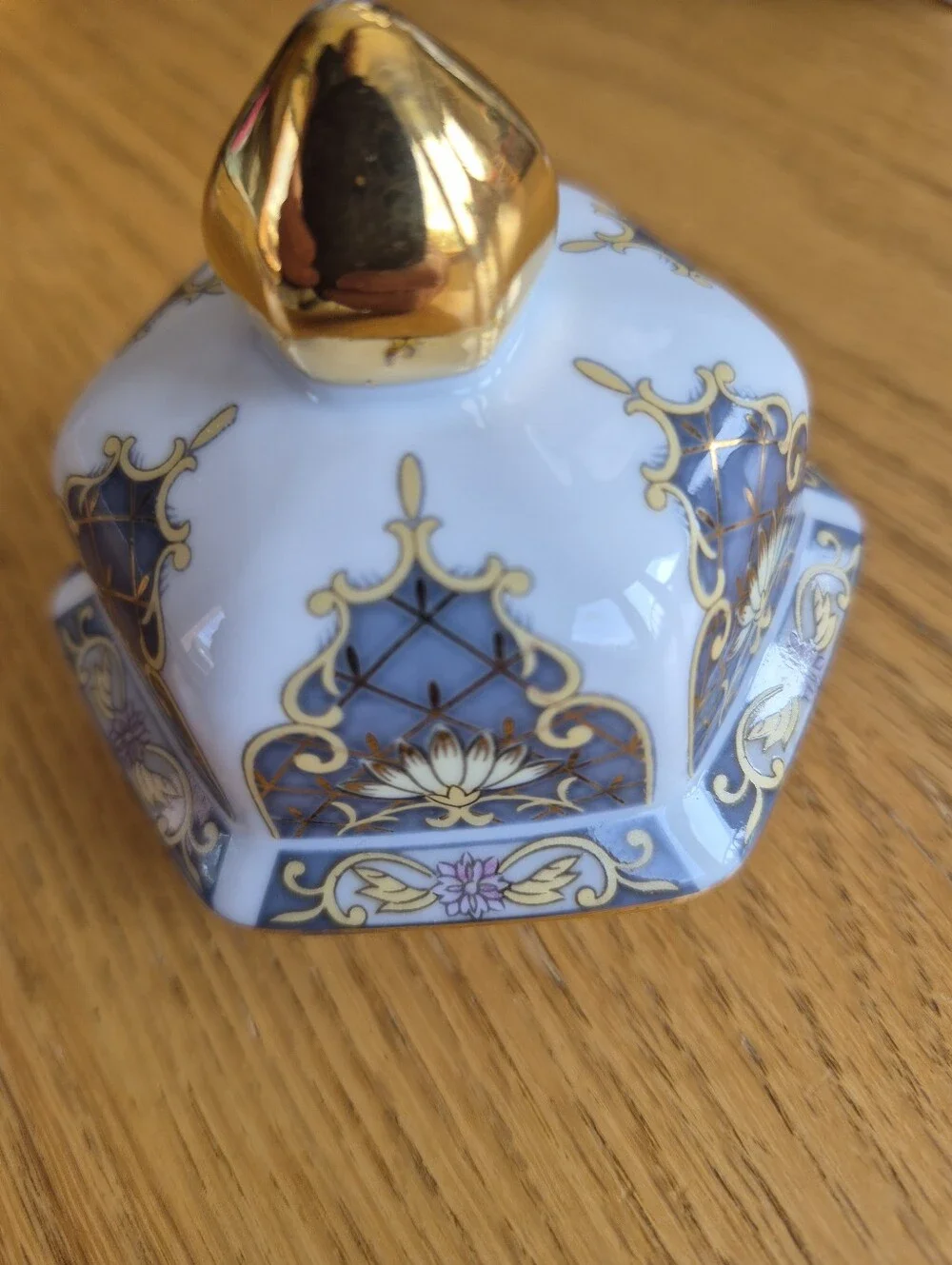 Vintage Toyo Japan Ginger Jar Hexagonal Porcelain